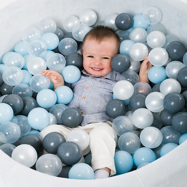Детский сухой бассейн Romana Airpool Max серый + 300 шаров  